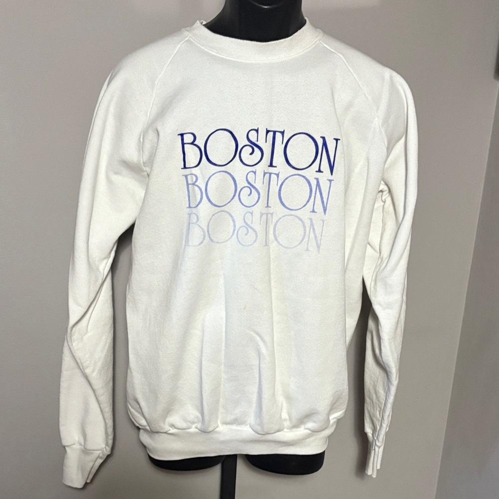 Boston VINTAGE XL White Crewneck Sweatshirt